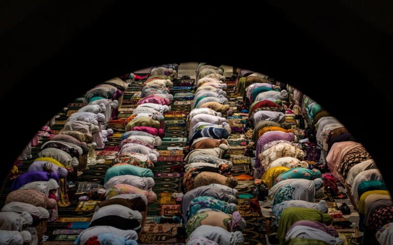 Muslims Worshipping